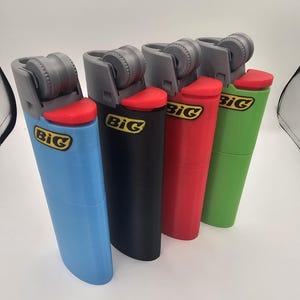 Fake Novelty Giant lighter container - non functional (Original)